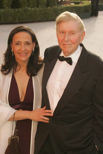 Sumner redstone και γυναίκα paula — Φωτογραφία Αρχείου