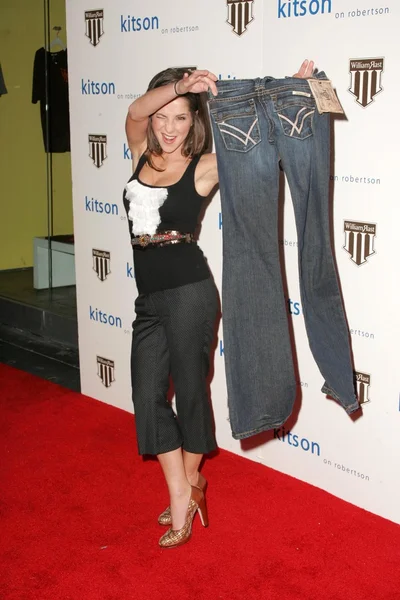 Kelly monaco op de william rast collectie debuut. Kitson, los angeles, ca. 11-10-05 — Stockfoto