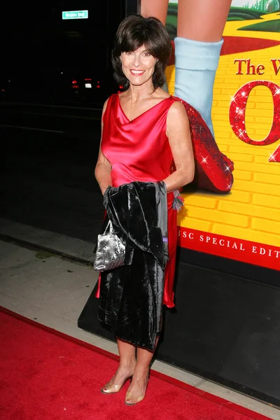 Adrienne Barbeau at the Wizard of Oz, Ruby Red Slipper DVD Gala Screening, Samuel Goldwyn Theatre, Beverly Hills, CA 10-19-05 — Stock Photo, Image