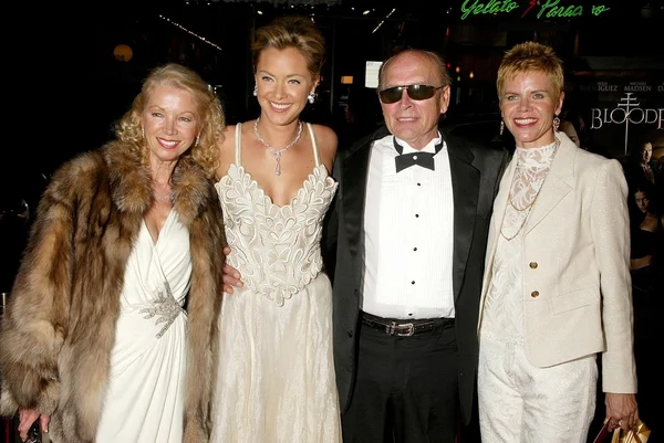 Kristanna Loken with her Mother and Father — Stock Photo, Image