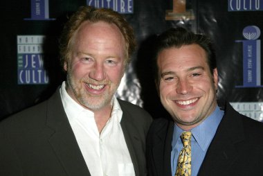 Timothy busfield ve hank steinberg