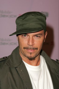 t-mobile sidekick II denize indirmek eğlenti