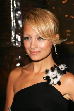 Nicole Richie