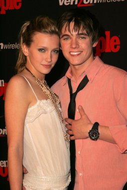 Katie cassidy ve jesse mccartney, genç parti, öğe, hollywood, ca 11-22-05 4 yıllık sanatçılar