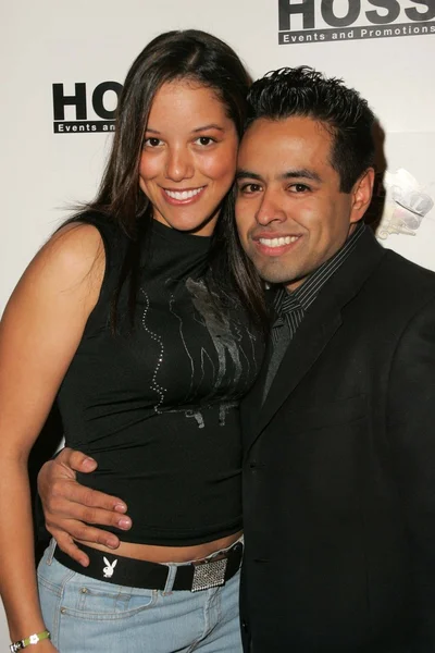 Stephanie Johnson and Julian Ramirez — Stock Photo, Image
