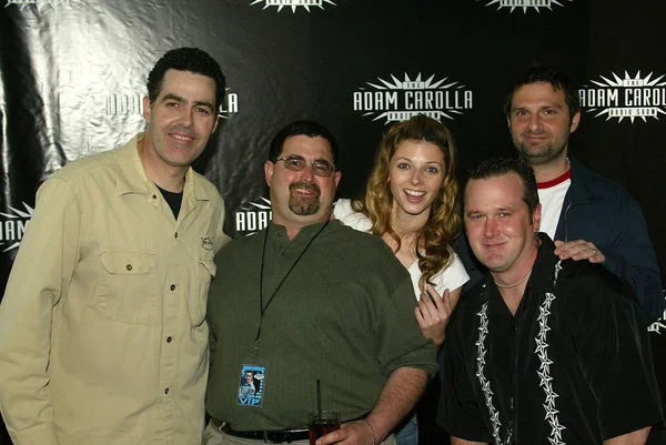 Adam Carolla y los invitados en el Adam Carolla Radio Show Meet and Greet. Ghost Bar, Palms Hotel, Las Vegas, NV. 03-09-06 — Foto de Stock