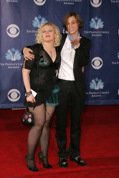 Kirsten vangsness ve matthew gubler gri — Stok fotoğraf