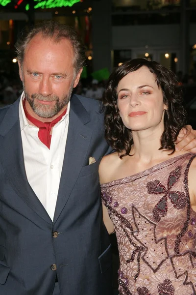 Xander Berkeley y Sarah Clarke — Foto de Stock