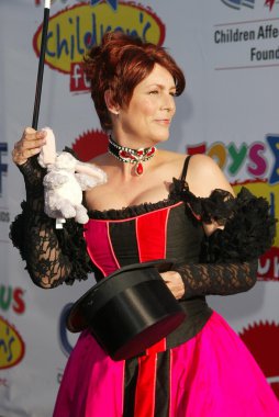 12 yıllık rüya halloween bağış toplama etkinliği