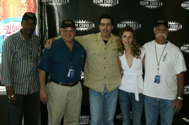 adam carolla ve adam carolla radyo programında konukları karşılamak ve selamlıyorum. Hayalet bar, palms hotel, las vegas, nv. 03-09-06
