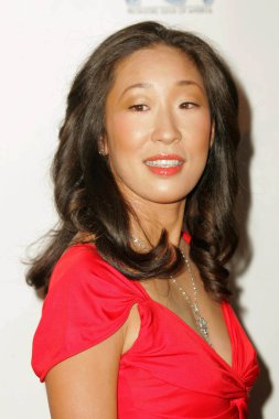Sandra Oh