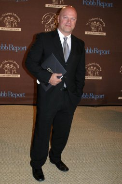 Robb report 