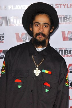 3 yıllık vibe Ödülleri gelenler