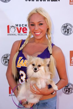 dördüncü yıllık fazla aşk hayvan kurtarmak reverans yapmak vay ween