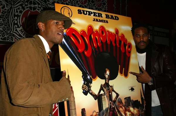 Wayans Brothers lancia il loro fumetto "Super Bad James Dynomite " — Foto Stock