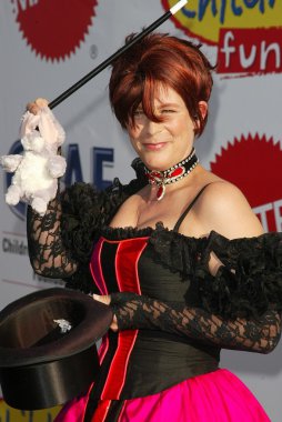 12 yıllık rüya halloween bağış toplama etkinliği