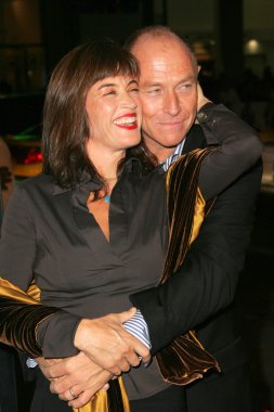 Amanda öder, corbin bernsen