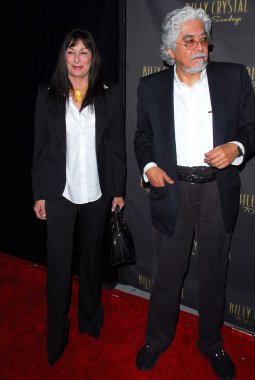 Anjelica huston, robert graham jr.