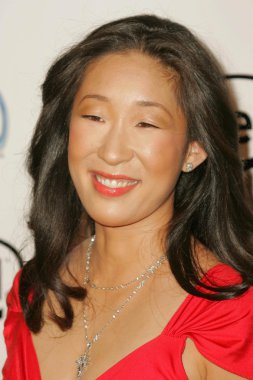 Sandra Oh