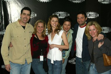 adam carolla ve adam carolla radyo programında konukları karşılamak ve selamlıyorum. Hayalet bar, palms hotel, las vegas, nv. 03-09-06