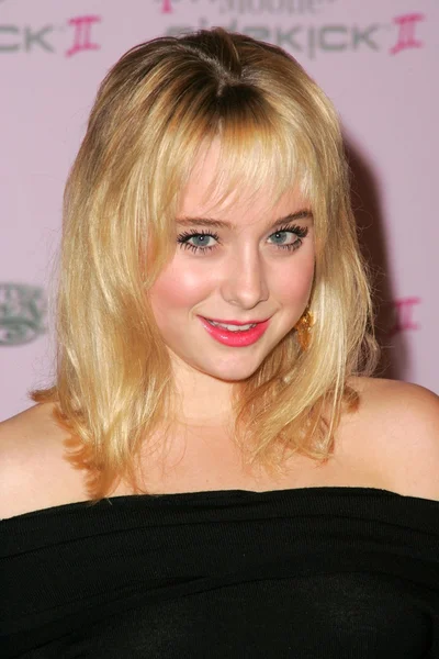 Alessandra toreson için özel olarak tasarlanmış t-mobile sidekick II serisi başlatmak partide. t-mobile sidekick II şehir, hollywood, ca. 10-18-05