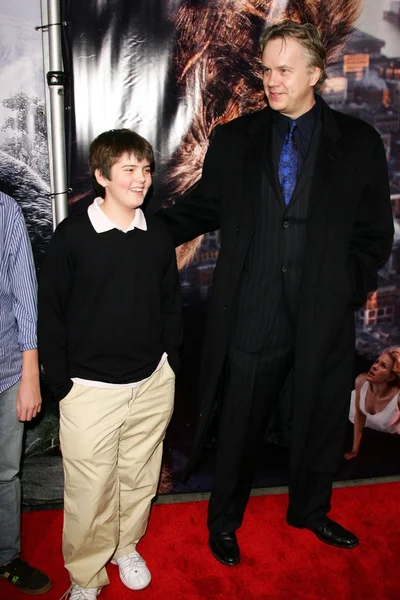 Tim robbins ve oğlu km