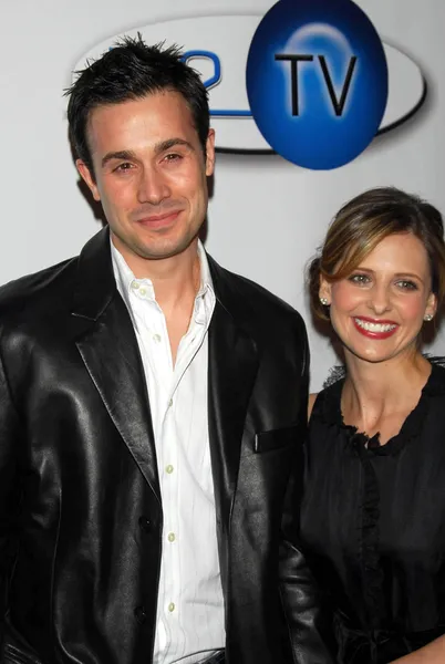 Freddie Prinze Jr. y Sarah Michelle Gellar —  Fotos de Stock