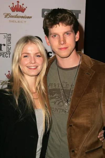 Stark Sands and friend — Stock Photo, Image