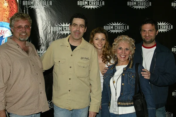 Adam Carolla y los invitados en el Adam Carolla Radio Show Meet and Greet. Ghost Bar, Palms Hotel, Las Vegas, NV. 03-09-06 — Foto de Stock