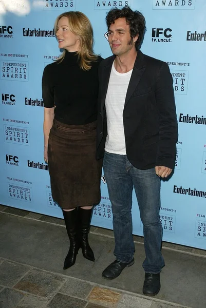 Laura Linney and Mark Ruffalo — Stock Photo, Image