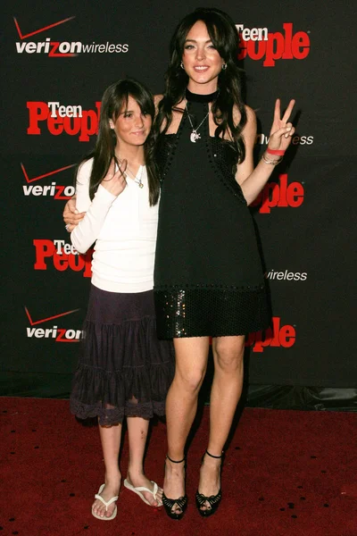 Lindsay lohan ve kız kardeşi aliana