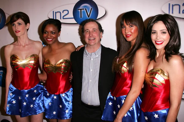 Lancement d'AOL et Warner Bros. "In2TV" — Photo