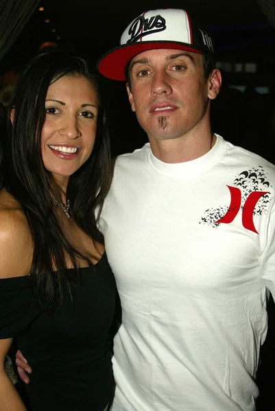 adam carolla radyo programında kayıt canlı