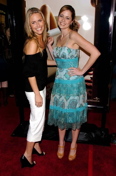 Tania Saulnier – Stock Editorial Photo © s_bukley #16573659