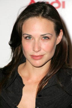 Claire Forlani