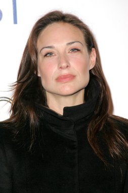 Claire Forlani