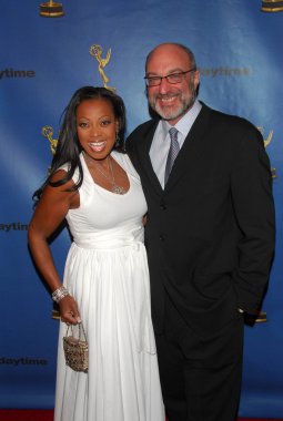 Star jones reynolds ve brian hareketlendirilen