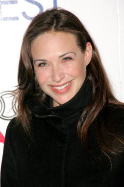 Claire Forlani