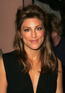 Jennifer Esposito