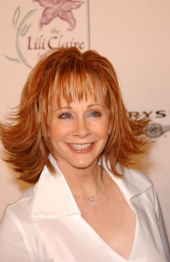 8 yıllık lili claire Vakfı yararına