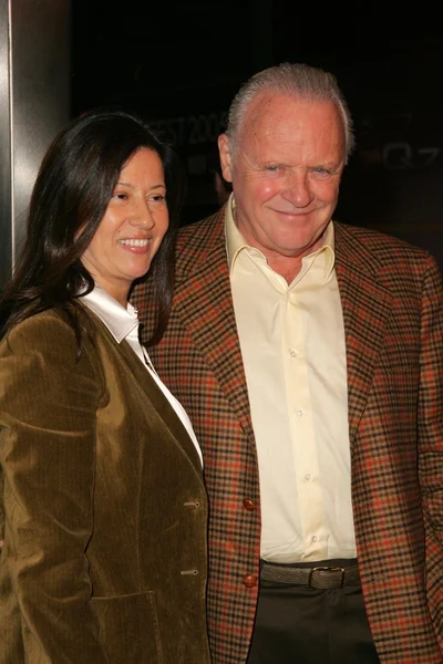 Stella arroyave och anthony hopkins — Stockfoto