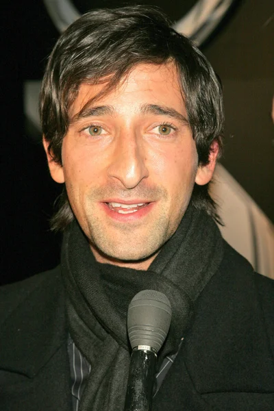 Adrien Brody at the Chrome Couture celebration of luxury with the 2007 Cadillac Escalade unveiling, Rodeo Drive, Beverly Hills, CA 11-09-05 — Stock Photo, Image