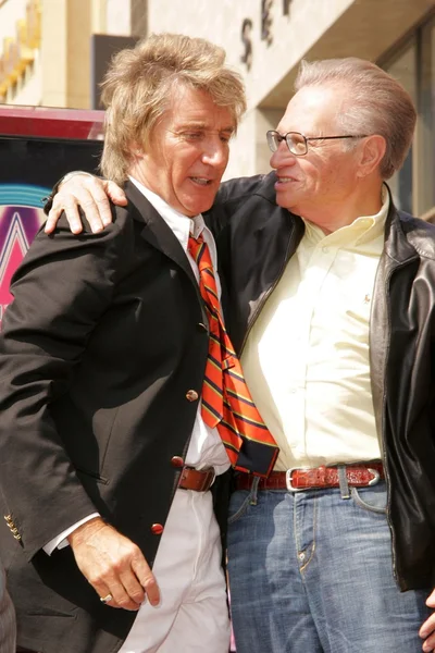 Larry king med rod stewart — Stockfoto