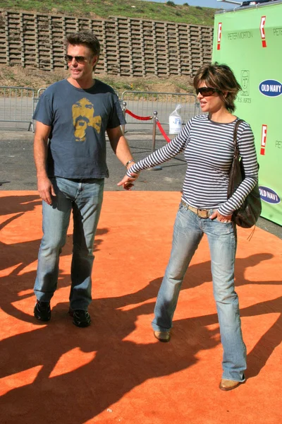 Harry Hamlin and Lisa Rinna — Stock Photo, Image