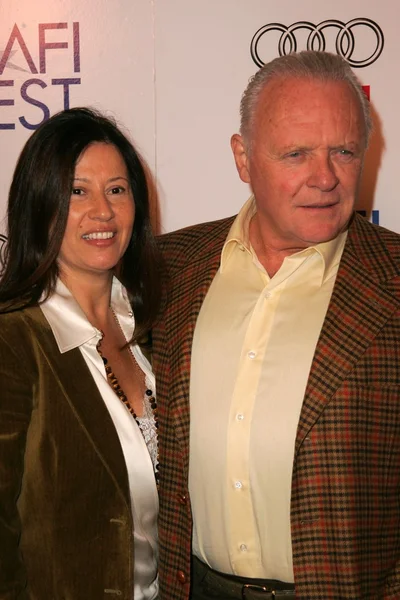 Stella Arroyave and Anthony Hopkins — Stock Photo, Image