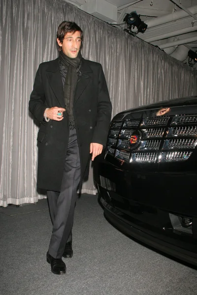 Adrien Brody at the Chrome Couture celebration of luxury with the 2007 Cadillac Escalade unveiling, Rodeo Drive, Beverly Hills, CA 11-09-05 — Stock Photo, Image