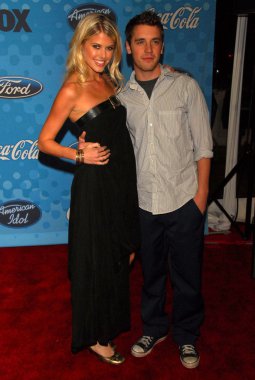 Sarah mason ve bret harrison