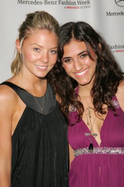 Kaitlin doubleday ve jessica b km