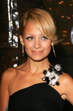 Nicole Richie