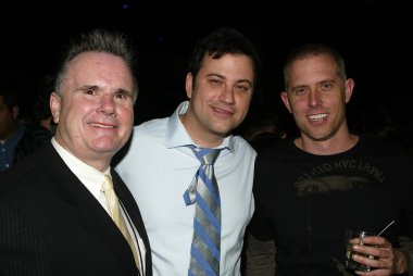 adam carolla gösteri denize indirmek eğlenti